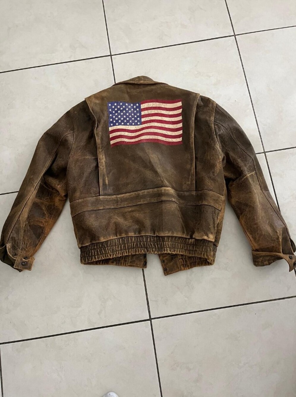 Wilson Leather Men Vintage Bomber Jacket ‏USA Flag On The Back,Used